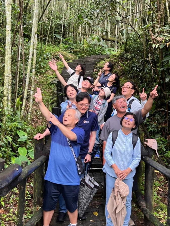 Tianyi Homestay Фэньчиху Экстерьер фото